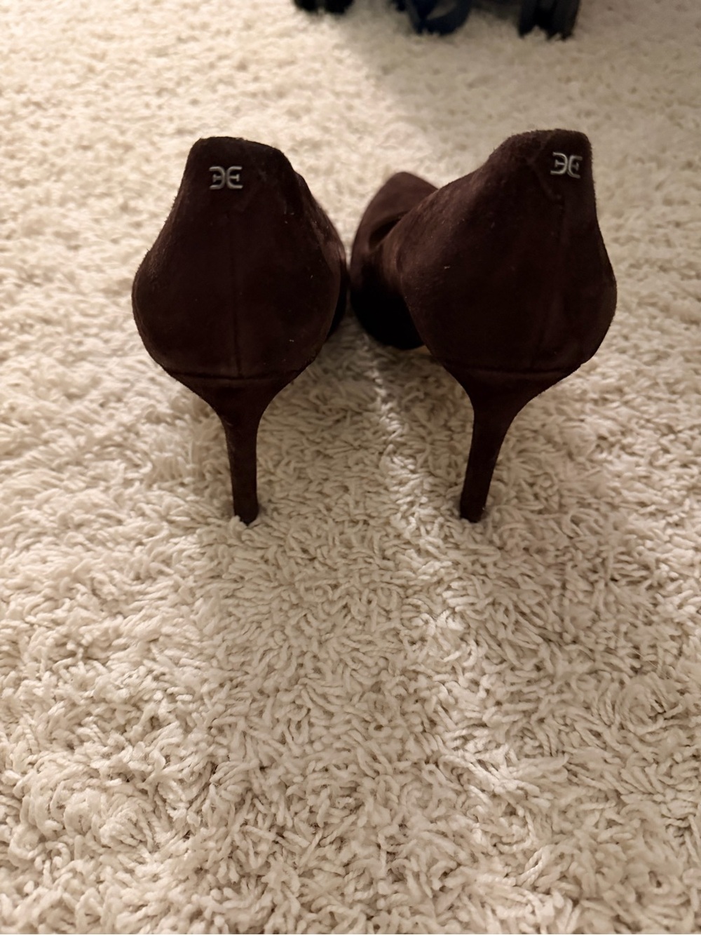 Like new! Sam Edelman Chocolate Suede Hazel heel - Picture 5 of 6